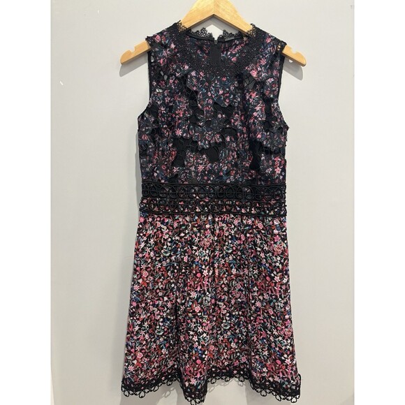 Elie Tahari Dresses & Skirts - ELIE TAHARI $498 Floral Embroidered Lined Sheath Dress Size 4 Pink/black EUC